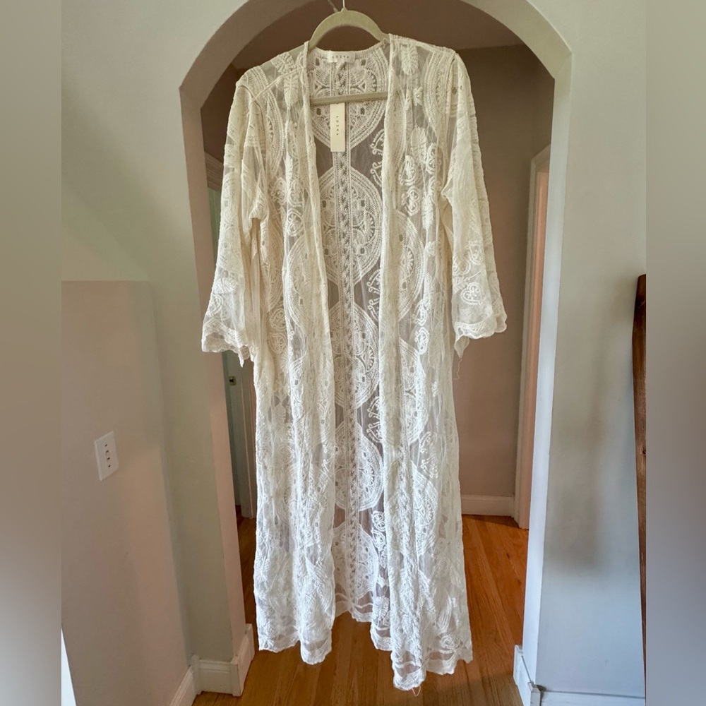 Adiva Cream Lace Beach Coverup